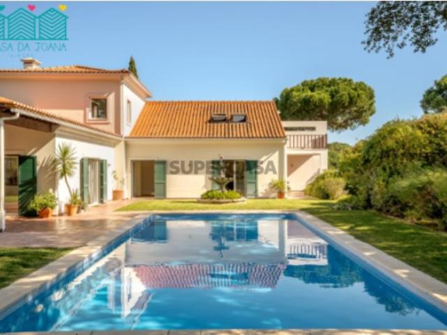 Moradia T4 com Piscina Quinta do Peru