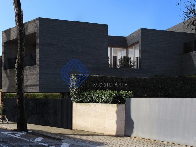 Moradia T4 com Projeto Aprovado 103m² Aldoar, Foz do Douro e Nevogilde