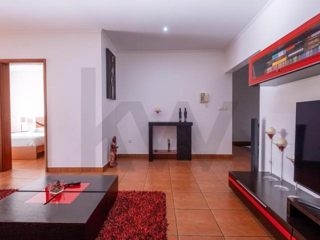 Moradia T4 com Quintal junto ao Parque Urbano de Ponta Delgada