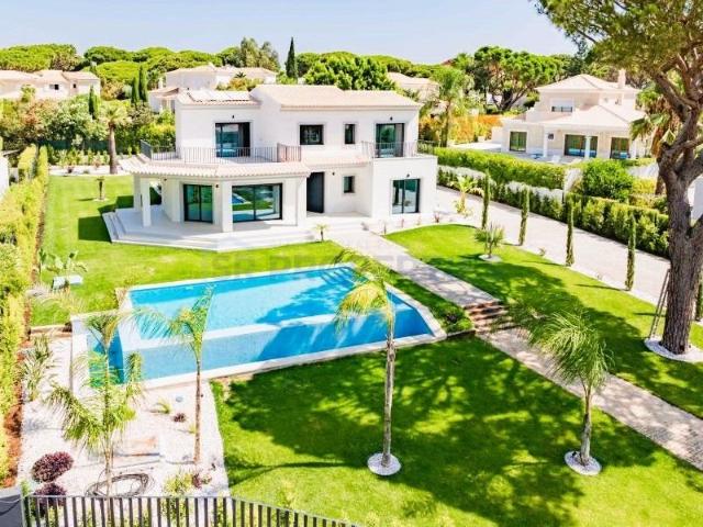 Moradia T4 Contemporânea em Vilamoura — Exclusividade, Desig. 290m² Quarteira