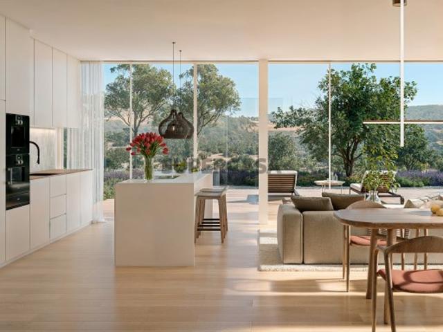 Moradia T4 duplex, nova e mobilada, no Silves Hills, no Algarve