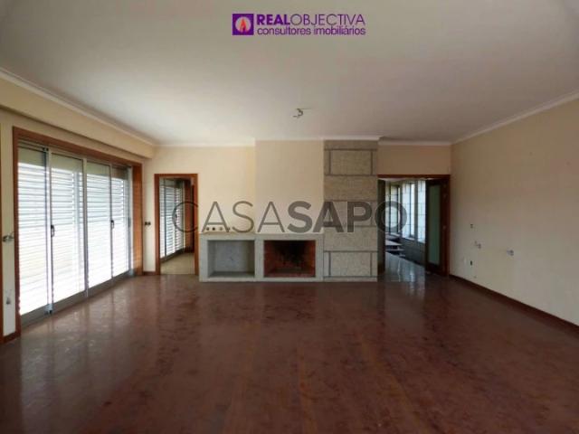 Moradia T4 Duplex para alugar em Vizela