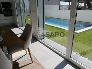Moradia T4 Duplex para alugar em Caldas da Rainha