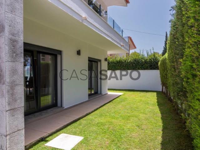 Moradia T4 Duplex para alugar em Cascais