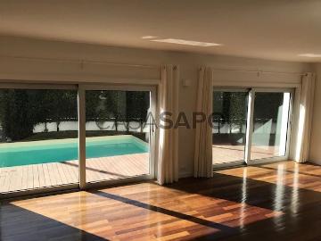 Moradia T4 Duplex para alugar em Cascais