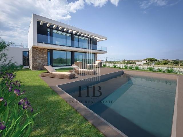 Moradia T4 de Luxo com Piscina e Jardim | Gouveia | Sintra