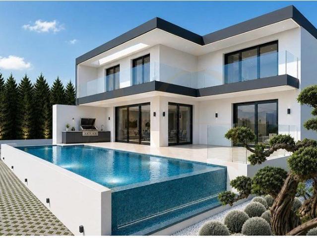 Moradia T4 de Luxo com Piscina Infinita e Vista Mar 237m² Luz de Tavira e Santo Estêvão