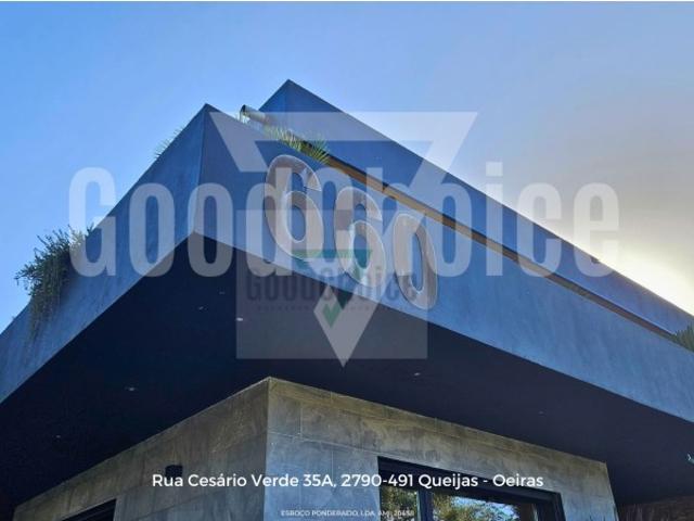 Moradia T4 de Luxo com Piscina | Santo Estêvão Benavente
