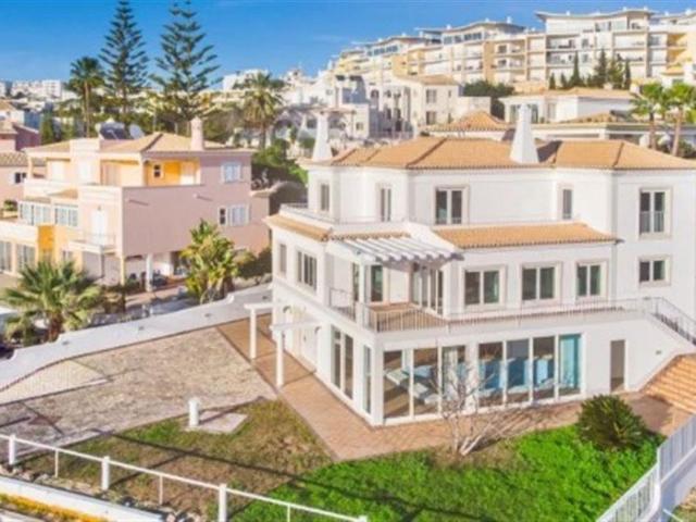 Moradia T4 de Luxo com Vista Mar na Marina de Albufeira 390m² Albufeira e Olhos de Água