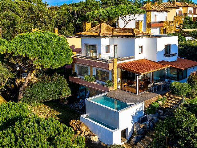 Moradia T4 de luxo à venda em Alcabideche, Cascais RE/MAX Portugal