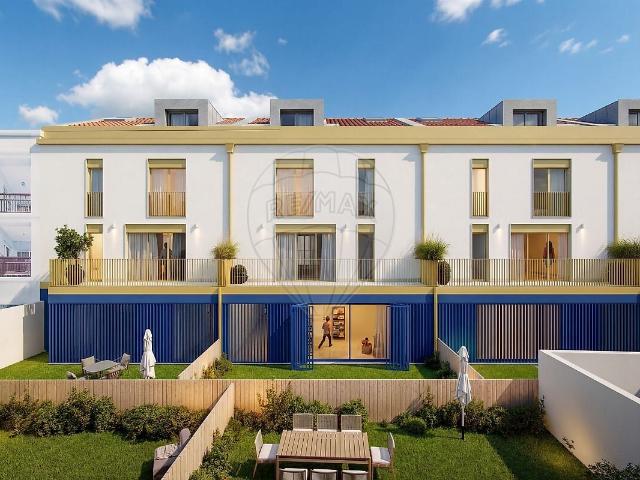 Moradia T4 de luxo à venda em Oeiras e São Julião da Barra, Paço de Arcos e Caxias, Oeiras RE/MAX Portugal