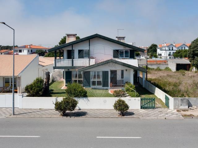 Moradia T4 de luxo à venda em Praia da Barra