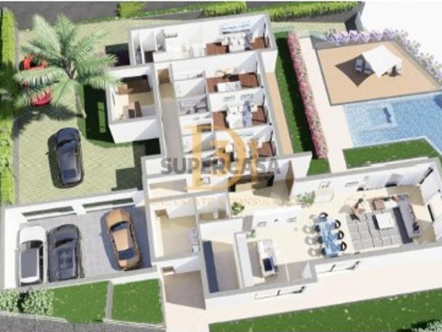Moradia T4 de Luxo em São Vicente com Piscina e Vista Mar