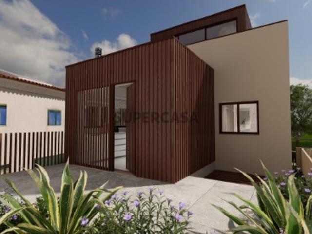 Moradia T4 de Luxo no Centro de Vila do Conde