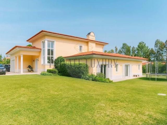 Moradia T4 de Luxo Quinta da Penha Longa, Cascais 240m² Alcabideche