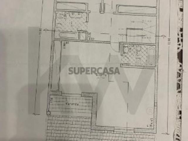 Moradia T4 Exclusiva: Conforto Moderno e Localização Privilegiada