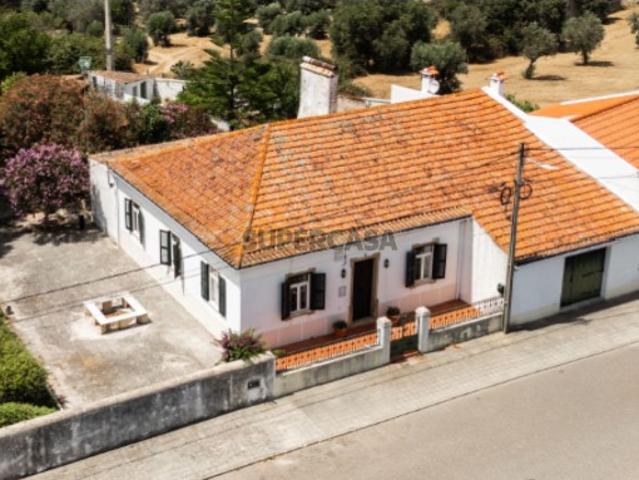Moradia T4 Exclusiva na Comenda, Gavião O Teu Refúgio no Alentejo!