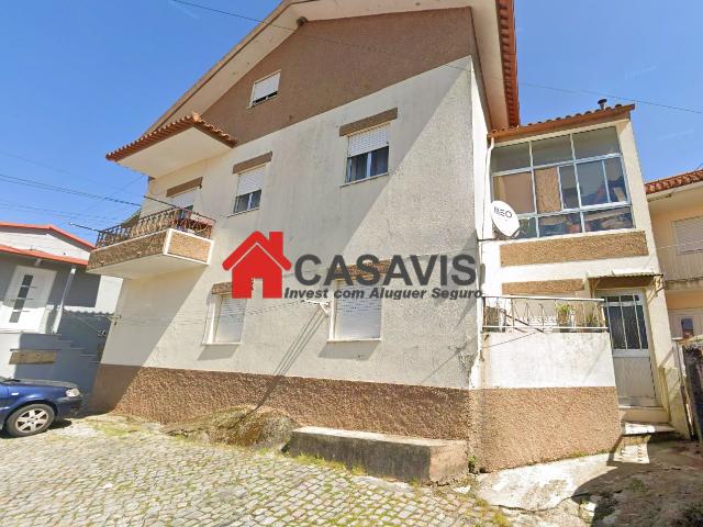 Moradia T4 em Mangualde