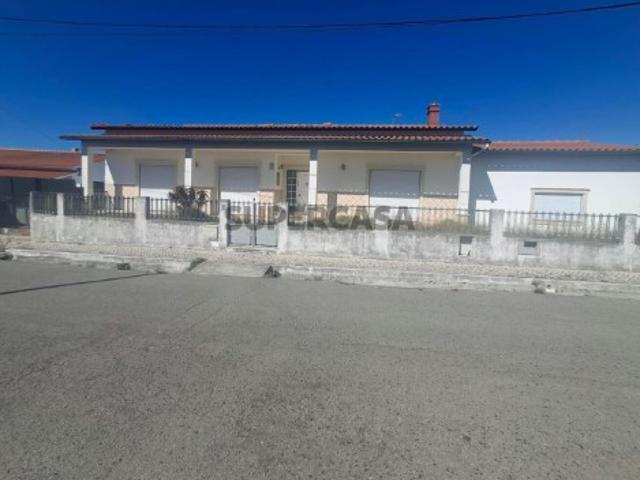 Moradia T4 em Marinha Grande