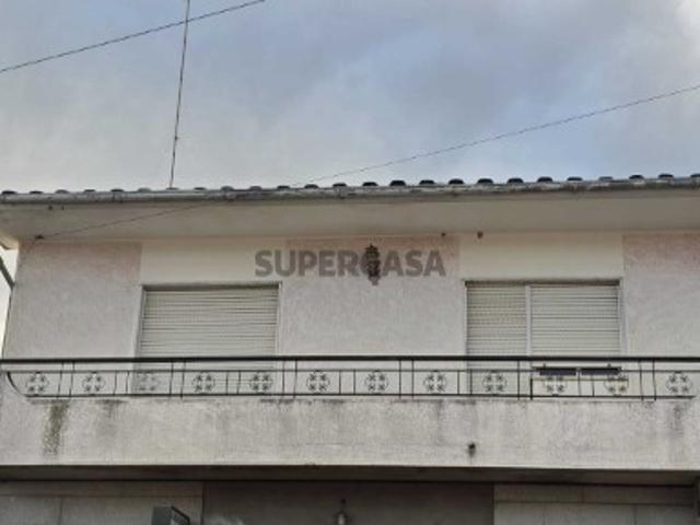 Moradia T4 em Mirandela