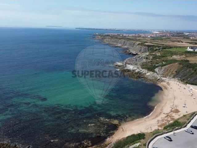 Moradia T4 em Atouguia da Baleia