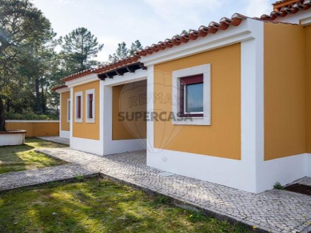 Moradia T4 em Azambuja
