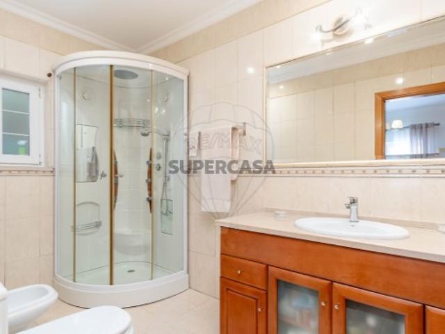 Moradia T5 em Azeitão São Lourenço e São Simão
