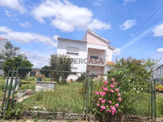 Moradia T4 em Abrantes São Vicente e São João e Alferrarede