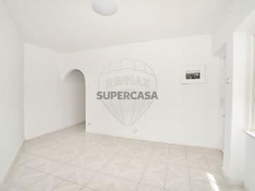 Moradia T4 em Agualva e Mira Sintra