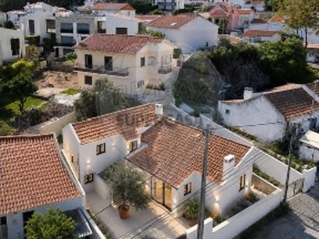 Moradia T4 em Alcabideche