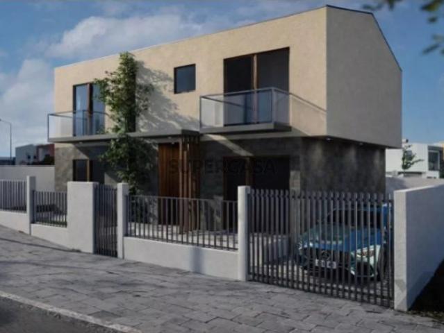 Moradia T4 em Alcabideche
