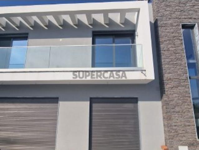 Moradia T4 em Alcabideche
