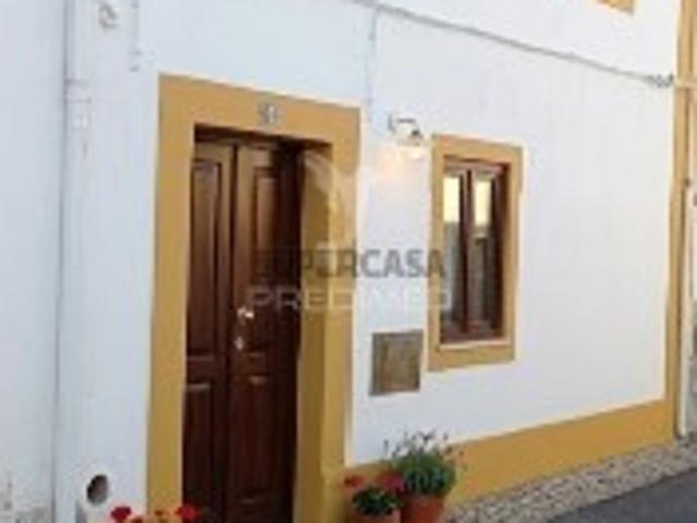 Moradia T4 em Alpalhão