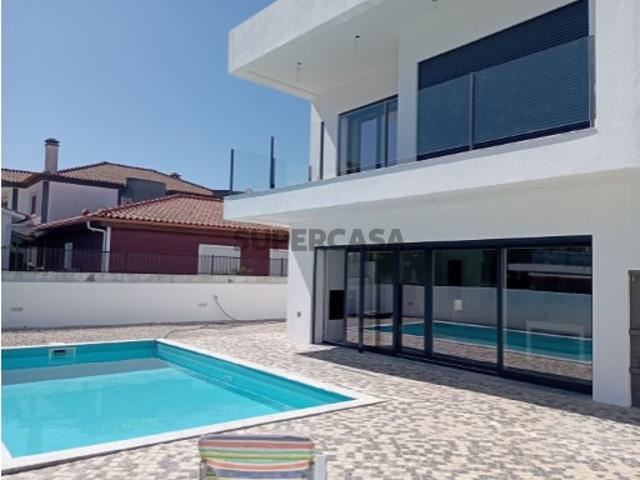 Moradia T4 em Amora