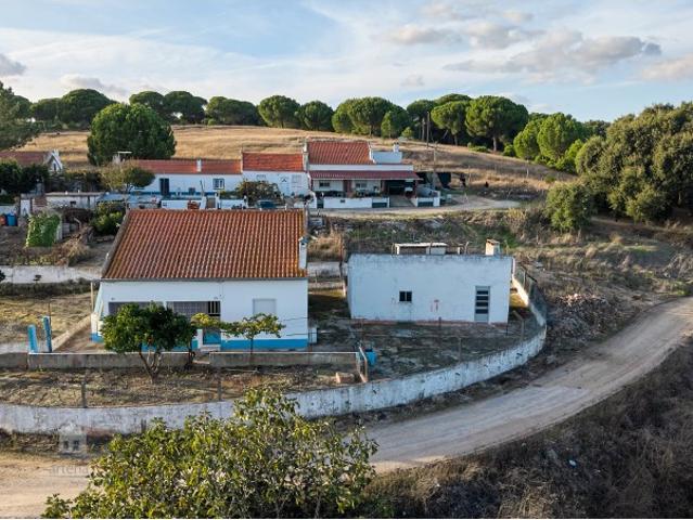 Moradia T4 em Arez, concelho de Alcácer do Sal