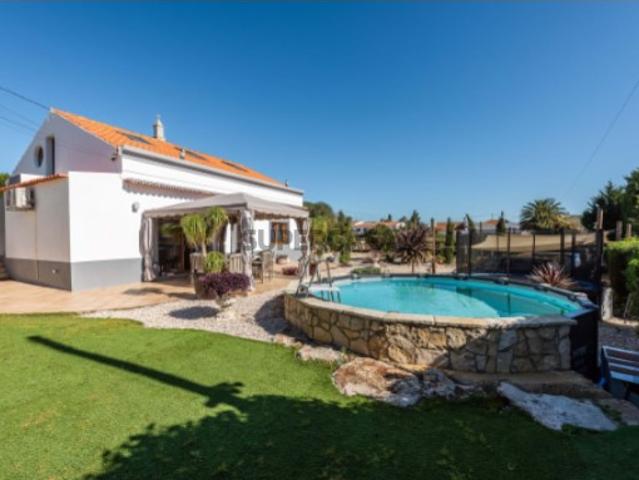 Moradia T4 em Budens
