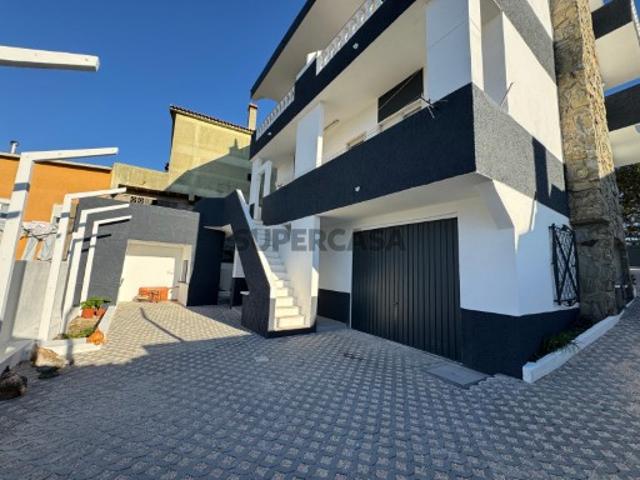 Moradia T4 em Caneças