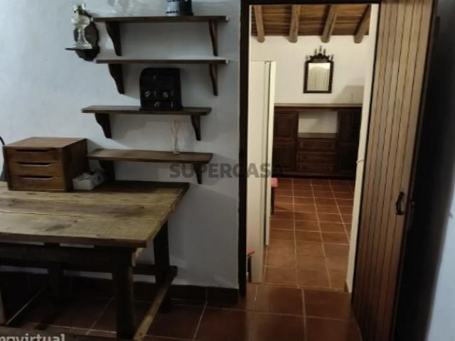 Moradia T4 em Castro Verde e Casével