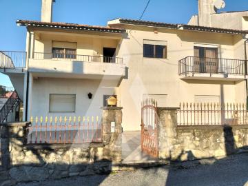 Moradia T4 em Chafé Viana do Castelo