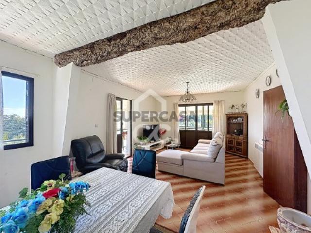 Moradia T4 em Cimo de Vila de Castanheira