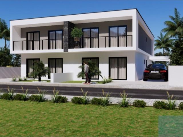 Moradia T4 em Construção com Piscina e Jardim em Fernão Ferr. 167m² Fernão Ferro