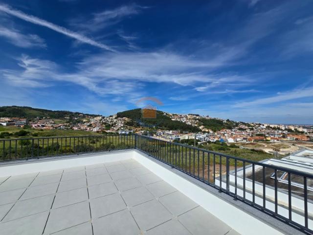Moradia T4 em Construção | Famões, Odivelas