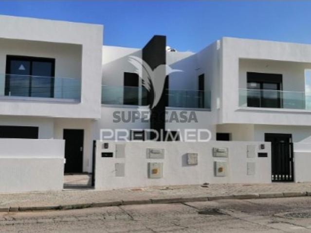 Moradia T4 em Corroios
