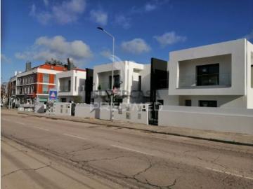 Moradia T4 em Corroios