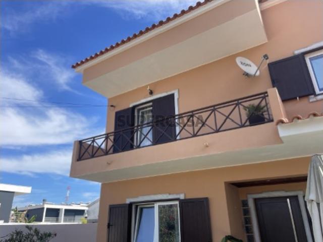 Moradia T4 em Corroios