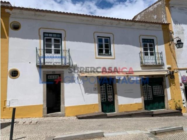 Moradia T4 em Évora São Mamede, Sé, São Pedro e Santo Antão
