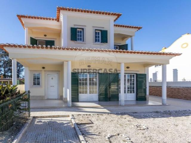 Moradia T4 em Ericeira