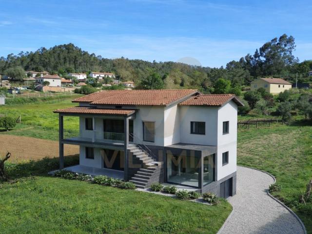 Moradia T4 em Estrutura | Ponte de Lima