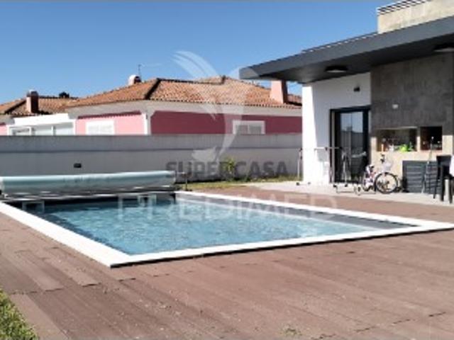 Moradia T3 em Fernão Ferro