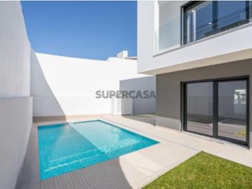 Amora, Distrito de Setúbal - Jardim, Piscina